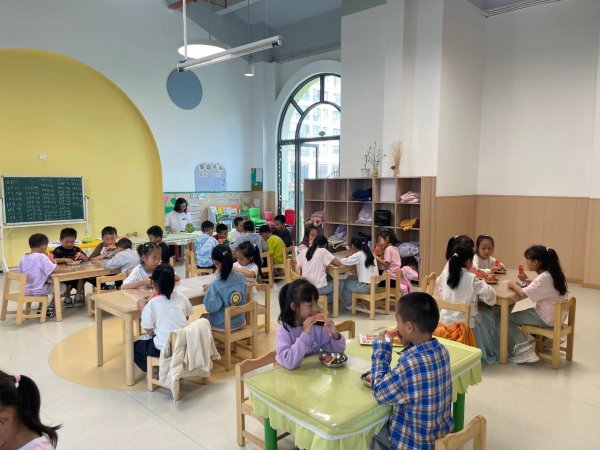 高忆管理 昆明富民县总工会创新暑期爱心托管服务